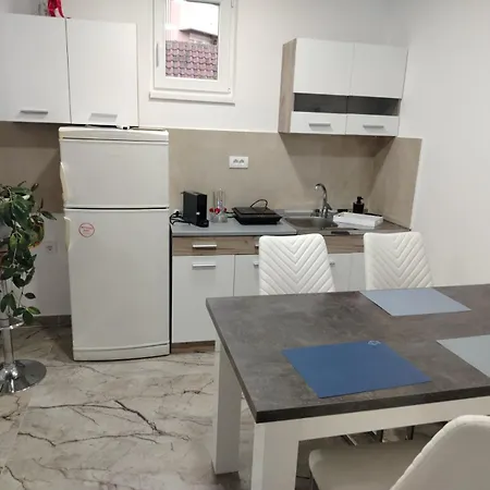 Dusa Apartment *